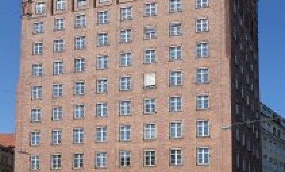 Blumenstraße28.jpg